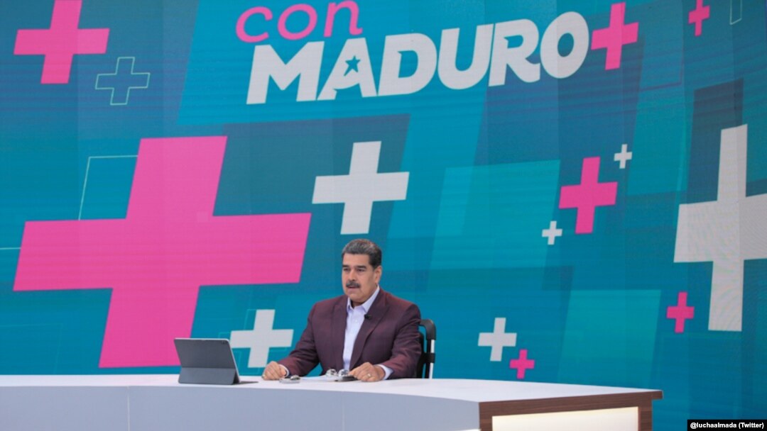 El presidente Nicolás Maduro durante la transmisión de su programa semanal. 