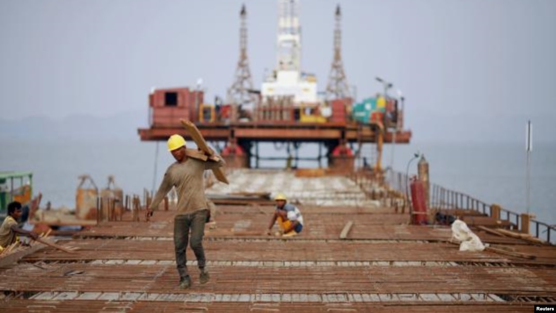 การก่อสร้างท่าเรือน้ำลึกที่เขตเศรษฐกิจพิเศษเจ้าผิว (Kyaukphyu Special Economic Zone) รัฐยะไข่ เมียนมา