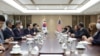 29일 방한한 카멀라 해리스 미국 부통령이 서울 용산 대통령실에서 윤석열 한국 대통령과 만났다. 사진: 한국 대통령실.