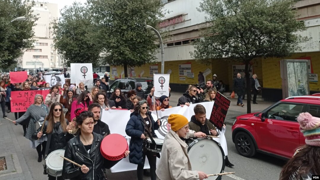 Osmomartovski marš u Podgorici (Foto:VOA)