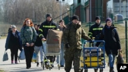 Polanye ikomeje kwakira abahunga intambara muri Ukraine