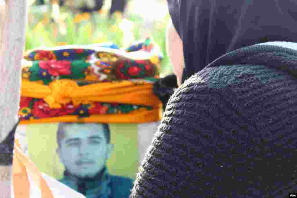 Efrînîyên Derbider Serdana Cangorîyan Kirin