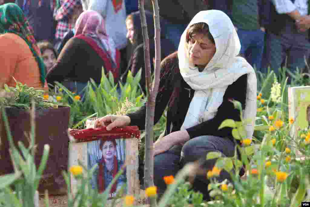 Efrînîyên Derbider Serdana Cangorîyan Kirin