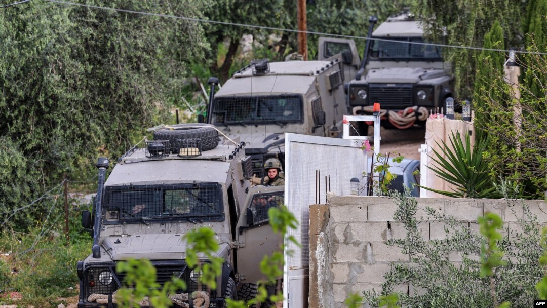 Wanajeshi wa Israel wakiwa katika oparesheni kwenye sehemu ya Jenin, ukingo wa magharibi April 12 2022. PICHA: AFP