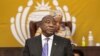 Cyril Ramaphosa discursando no parlamento sul-africano depois de acusado de lavagem de dinheiro
SAFRICA-POLITICS-PARLIAMENT-THEFT-CORRUPTION-RAMAPHOSA