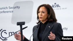 Kamala Harris fala na Conferência de Segurança de Munique, Alemanha, 18 Fevereiro 2023