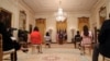 El presidente Joe Biden se dirige a los periodistas durante una rueda de prensa en la Casa Blanca, el 25 de marzo de 2021.