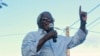 Afonso Dhlakama em comício na Morrumbala, Zambezia, Moçambique. Foto de Billal Sulay 21 Jan 2015