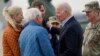 Biden Rive Kentucky Pou Konsole Viktim Tornad yo, Ofri Asistans