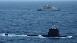 法国国防部长在推特上公布的照片显示法国核潜艇在南中国海巡逻。