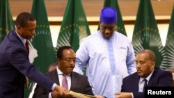 Arquivo: Conversações de paz entre governo da Etiópia e Frente de Libertação do Povo de Tigray