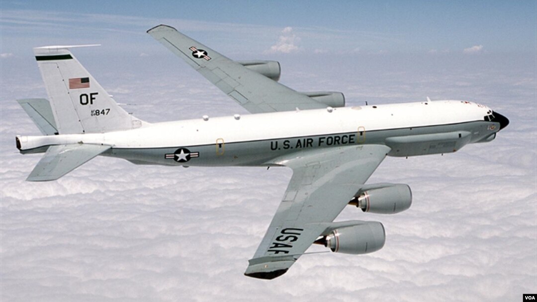 미 공군의 첨단 정찰기인 RC-135U '컴뱃센트'.