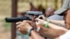 US Gun Traders Rush to Set Up New Sites After Facebook Firearms Ban