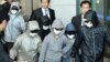 인천국제공항을 통해 한국으로 입국하는 탈북자들. (자료사진)