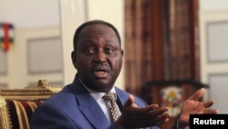 Central African Republic president Francois Bozize speaks during a news conference in Bangui, Jan. 8, 2013.