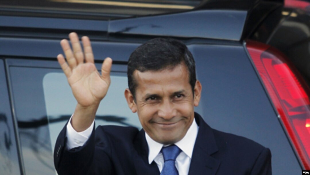 Ollanta Humala tiene a su hermano Antauro preso por la muerte de policías durante el llamado Andahuaylazo.