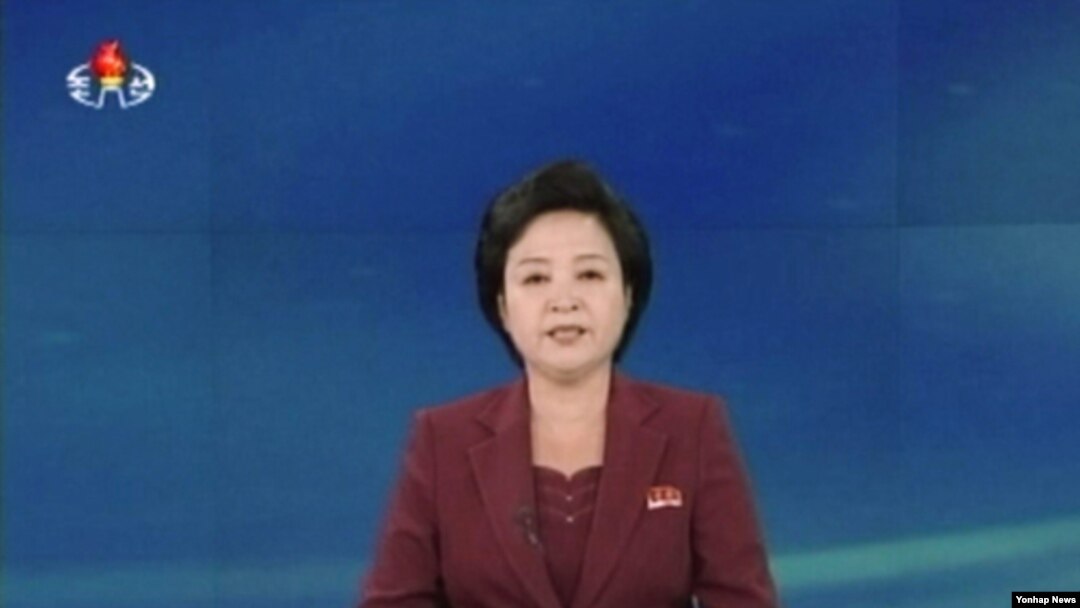 북한의 대남기구 조국평화통일위원회는 21일 대변인 성명을 통해 이산가족 상봉행사와 금강산관광 재재를 위한 실무회담을 연기한다고 발표했다.