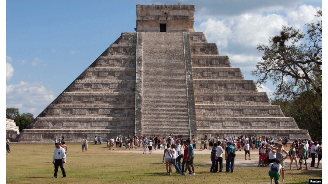 The Mayan Pyramid at Chichen Itza, Mexico.