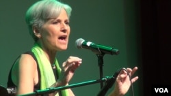 FILE - Jill Stein, the Green Party's presidential nominee, speaks to supporters at a post-convention party. (G. Flakus/VOA)