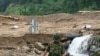 Japan Airlifts Supplies to Typhoon-Stranded Residents
