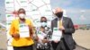 US Official Says Getting Vaccines to Africans is 'Top Priority'  