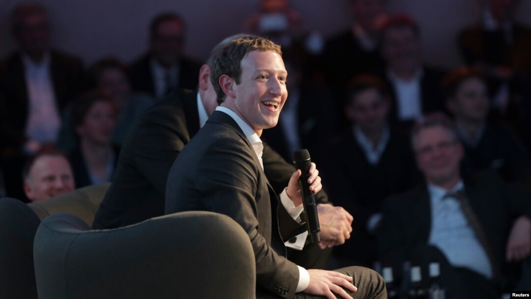 Facebook CEO Mark Zuckerberg speaks at the Axel Springer Award ceremony in Berlin, Feb. 25, 2016. 