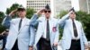 미군 한국전 참전용사인 리처드 더쿠너스, 로버트 루펠, 로저 라이더 씨가 지난해 6월 25일 필라델피아에서 열린 한국전 69주년 기념식에 참석했다.