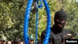 بر اساس گزارش حقوق بشر ایران، این کشور تنها در سال ۲۰۲۳ میلادی مجموعاََ بیش از ۶۰۰ نفر را اعدام کرد