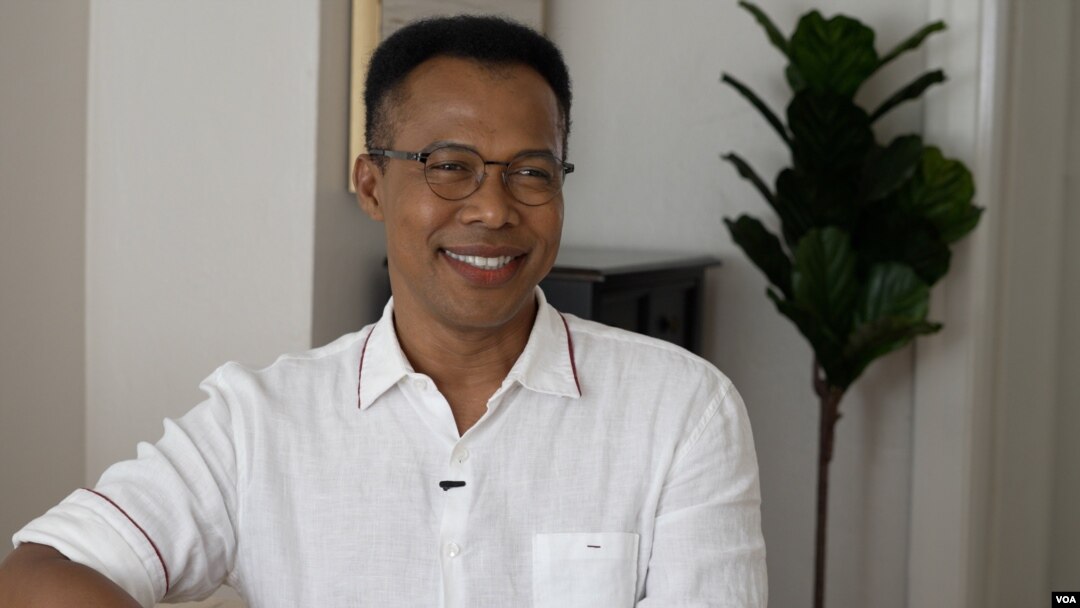 Morris Kple Roberts Interview with VOA Thai