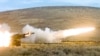 트럭 기반 로켓발사대인 미국 록히드 마틴사의 고속기동포병로켓시스템(HIMARS).
