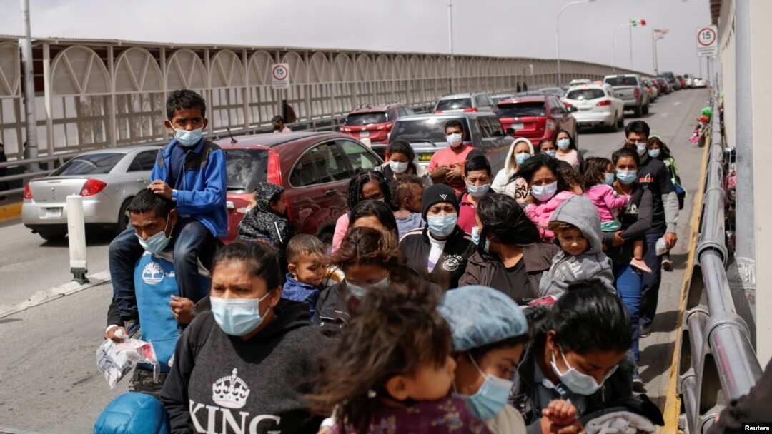 Datos oficiales indican que la mayoría de los menores de 18 años no acompañados que han sido interceptados por la Patrulla Fronteriza durante este año fiscal son de origen guatemalteco, seguido de mexicanos, hondureños y salvadoreños.