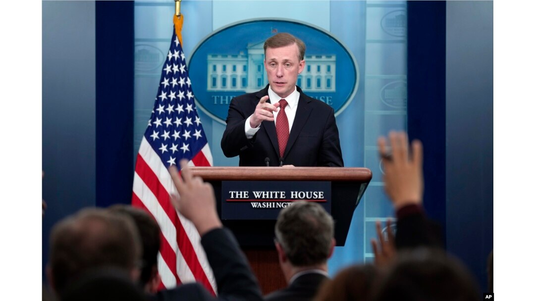 Prezident Baydenning Milliy xavfsizlik bo'yicha maslahatchisi Jeyk Sallivan Oq uyda jurnalistlarning savollariga javob bermoqda, Vashington, 10-oktabr, 2023