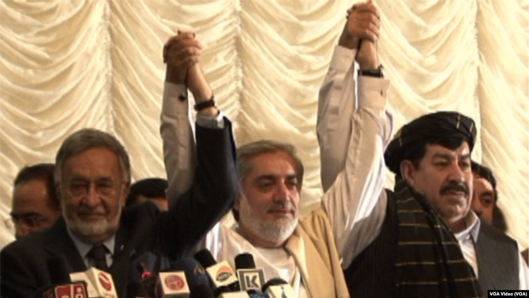نشست مشترک خبری عبدالله عبدالله و زلمی رسول