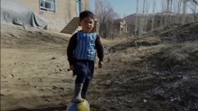 Young Afghan Messi Fan Becomes Internet Celebrity