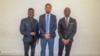 À direita, Silton Monforte, Yoavi Santos, e Filipe Nascimento (membro fundador da associação)