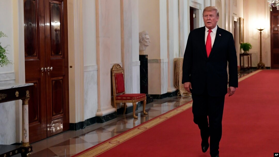 En entrevista con Político, en la Casa Blanca, el presidente Donald Trump reiteró el martes 27 de noviembre de 2018 que está firme en su plan de construir el muro en la frontera con México.