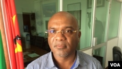 Parlamento Juvenil pede demissão de Carlos Mesquita