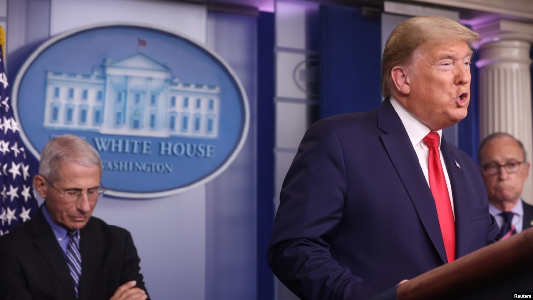 El presidente Trump reiteró que quisiera reabrir partes de la economía cerrada por la pandemia del coronavirus, de ser posible para el domingo de Pascua, el 12 de abril, pero funcionarios de salud creen que la fecha debe ser flexible.