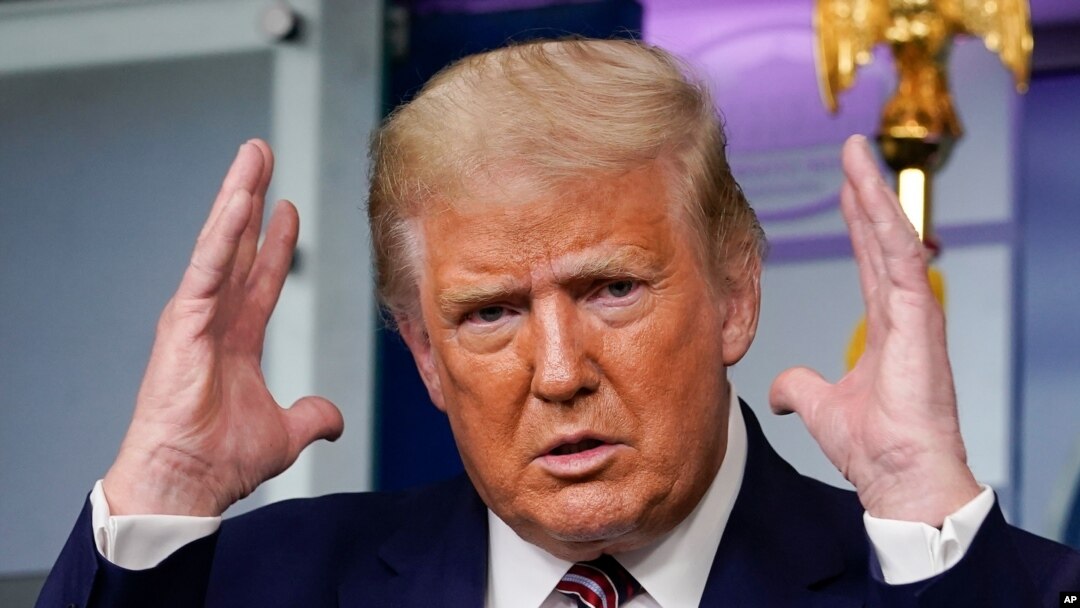 El presidente Donald Trump hablando durante una conferencia de prensa en la Casa Blanca el domingo, 27 de septiembre de 2020.