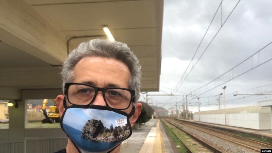 El diputado venezolano Américo De Grazia desde Amantea, un poblado de Calabria, en la provincia italiana de Cosenza. [Foto: Cortesía]