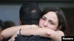 Relatives of victims of the Boeing 737 plane that crashed after taking off from Havana's main airport react at a hotel in Havana, Cuba, May 19, 2018.
