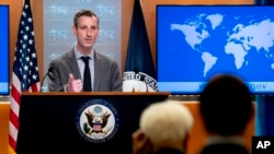 Umuvugizi w'ubushikiranganji bw'imigenderanire n'amakungu bwa Reta zunze ubumwe za Amerika, Ned Price