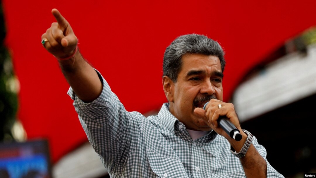 El presidente venezolano, Nicolás Maduro, pronuncia un discurso durante un mitin para celebrar los resultados de las elecciones presidenciales de julio, en Caracas, Venezuela, el 28 de agosto de 2024. (ARCHIVO: REUTERS)