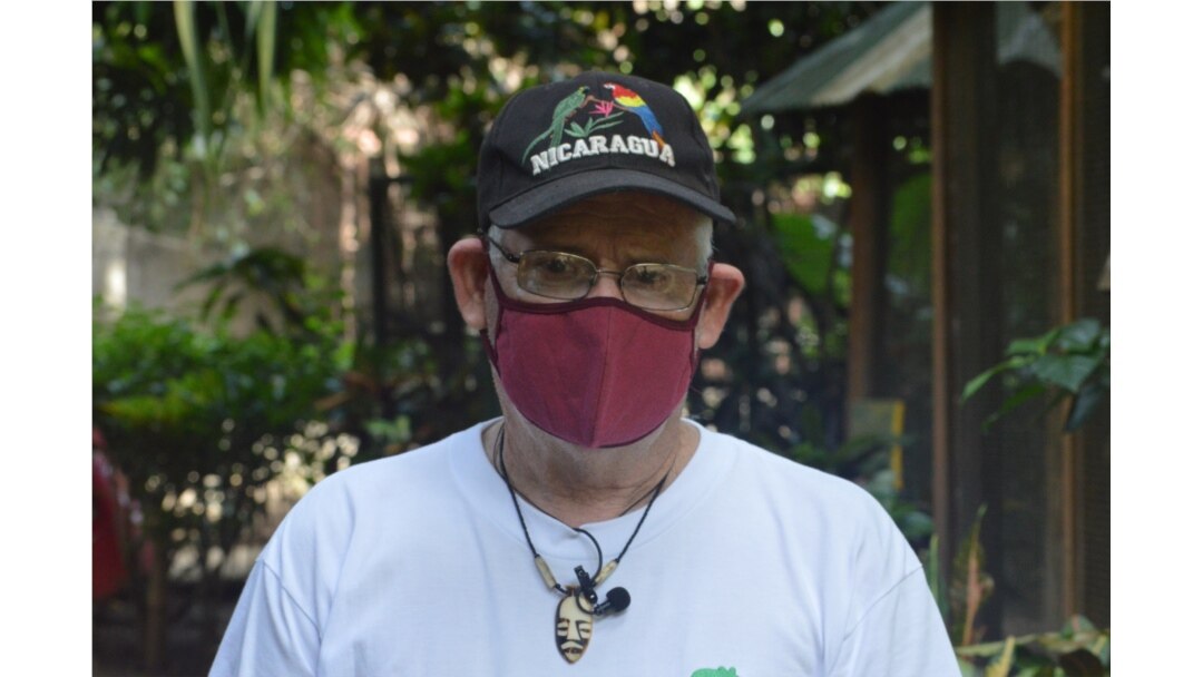 El veterinario Eduardo Sacasa pide al público nicaragüense que apoye a su Zoologico Nacional.