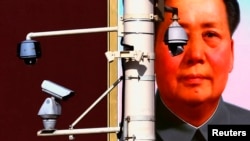 中國北京天安門廣場上的攝像頭