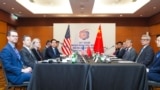 美国国务卿卢比奥在吉隆坡会晤中国外长王毅。(2025年7月11日)