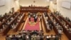 Debate continua no Parlamento
