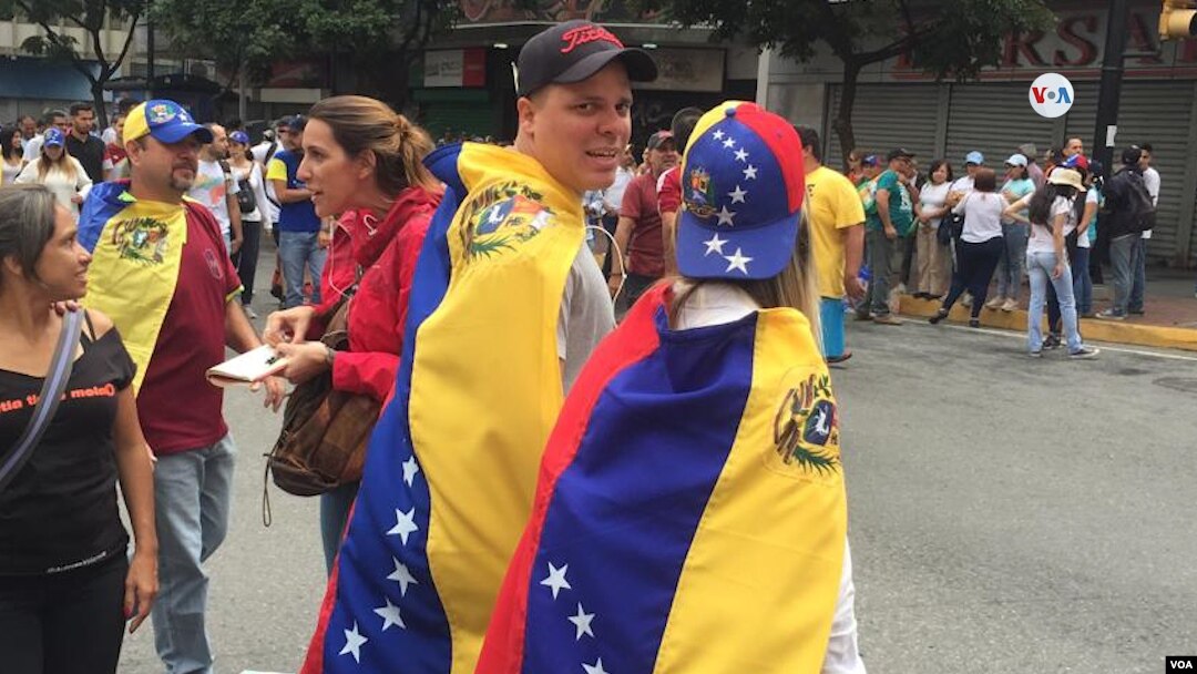 Opositores de Nicolás Maduro salen el miércoles 23 de enero de 2019 a las calles de Venezuela para exigir un cambio de gobierno que ponga fin a la severa crisis que vive el país.