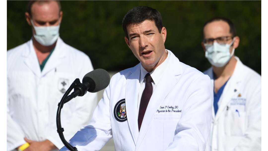 Doctor Sean Conley, médico principal del presidente de EE. UU. Donald Trump. Foto del 5 de octubre de 2020.