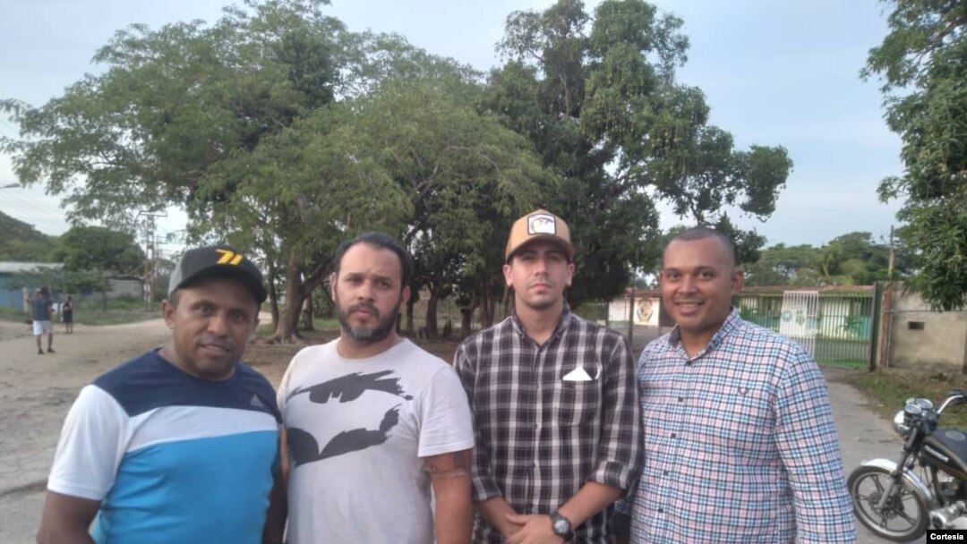 De izquierda a derecha, Juan Carlos Salazar, Luis Gonzalo Pérez, Rafael Hernández y Diógenes Tirado. [Foto cortesía FundaREDES].